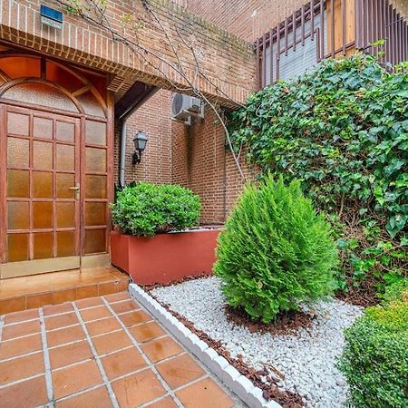 P Casacafe Madrid Calle Carlos Dubois 3 Eksteriør billede