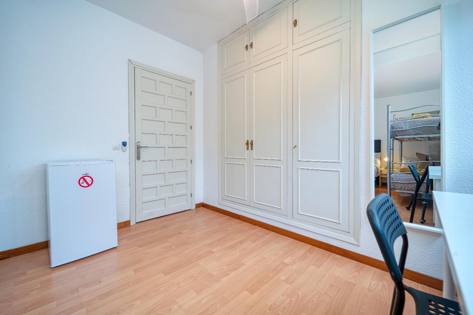 P Casacafe Madrid Calle Carlos Dubois 3 Eksteriør billede